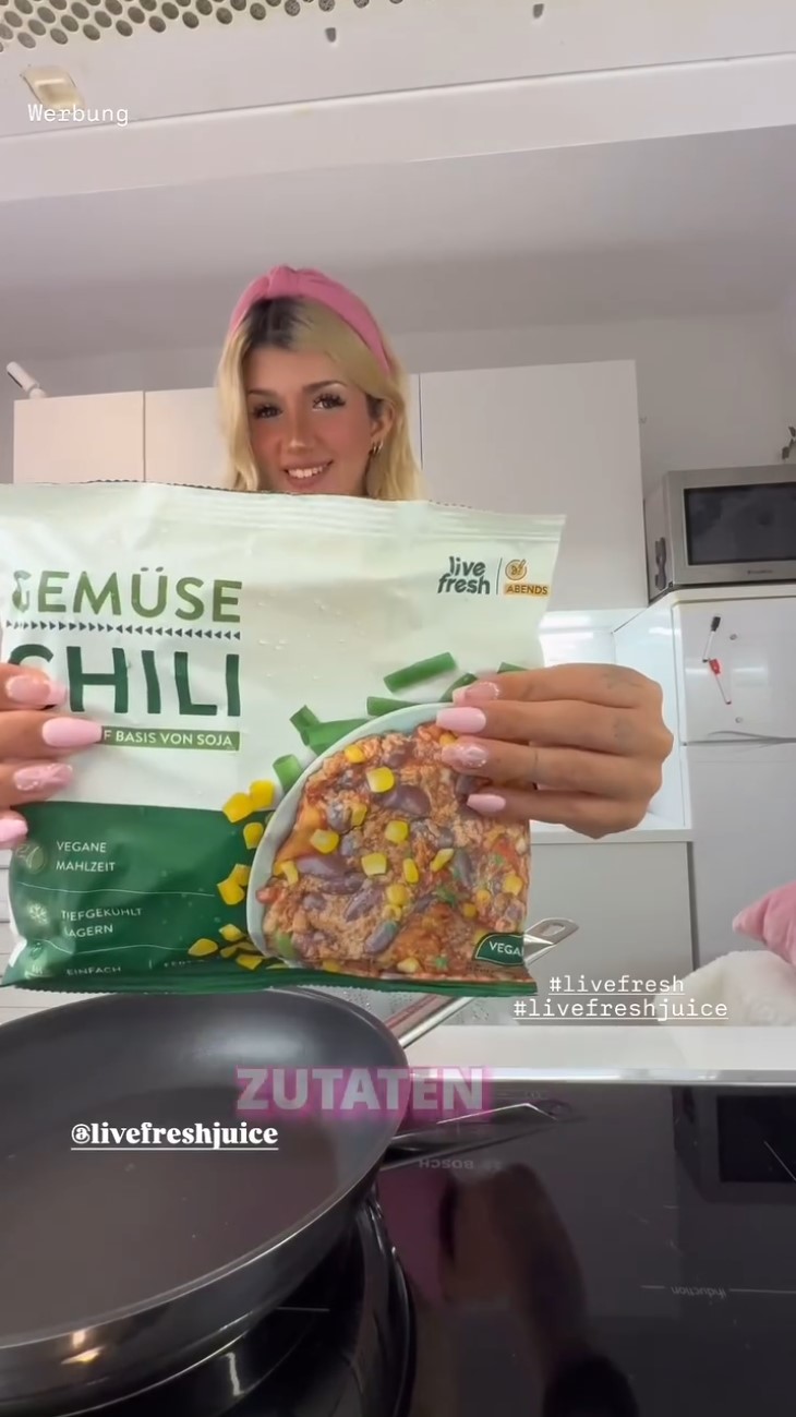 Kunshikitty_LiveFresh_Story_Slide1_Screenshot