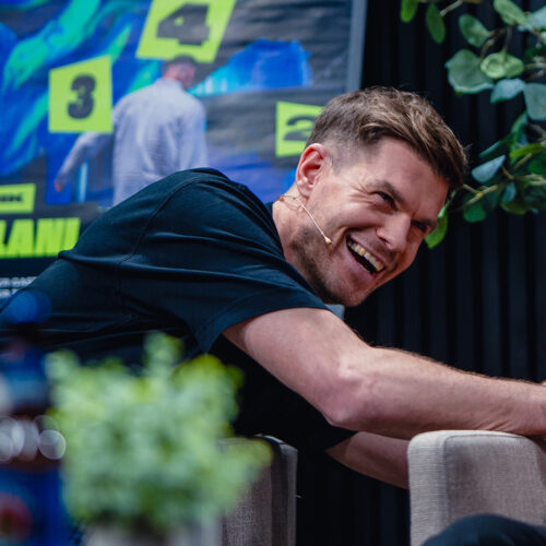 swipe-1_atbroski230226_jpeg-philipp-76